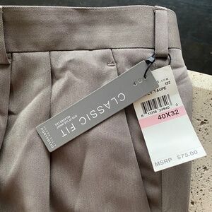 Perry  Ellis Classic Fit Taupe Pants 40x32